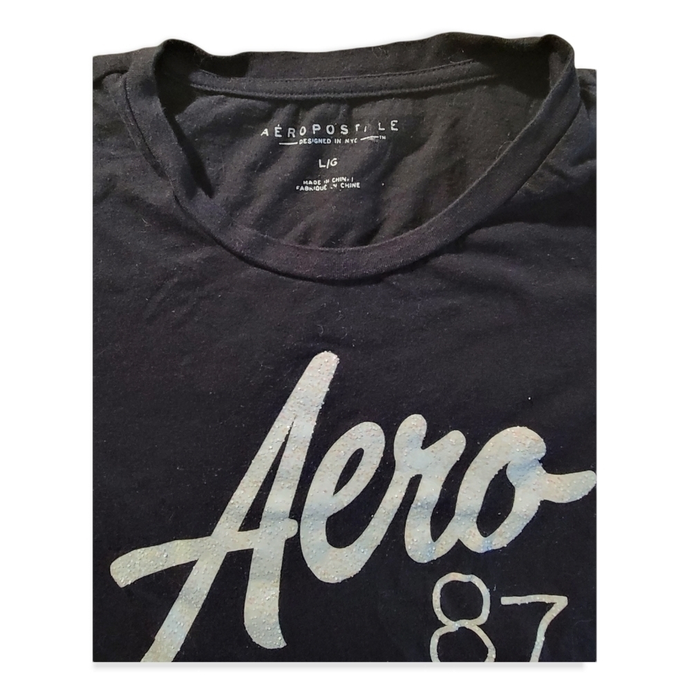 💥 3 for 25 💥Aeropostale Black Tee - Picture 2 of 2